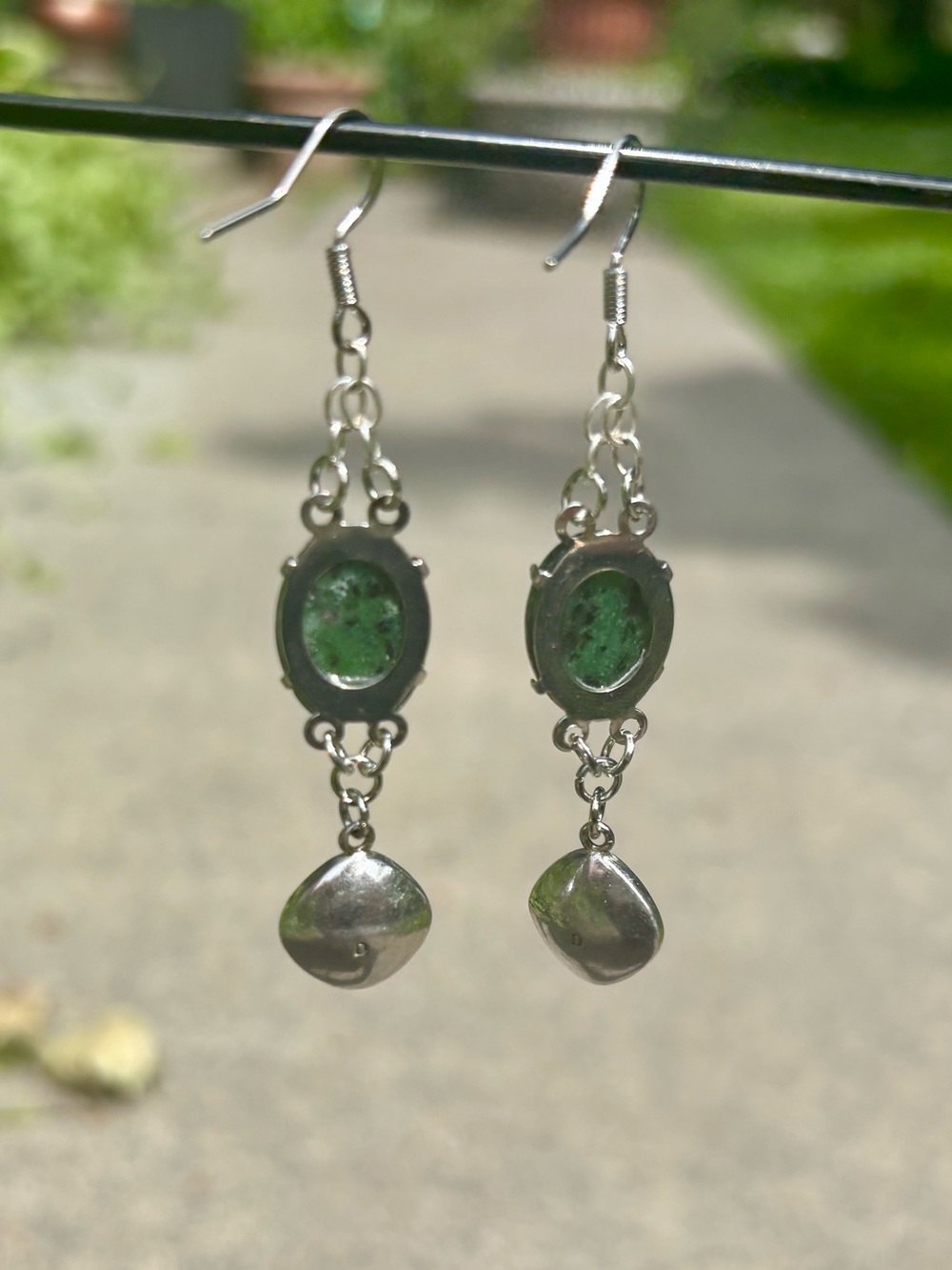 Ruby zoisite earrings. - Picture 12 of 13